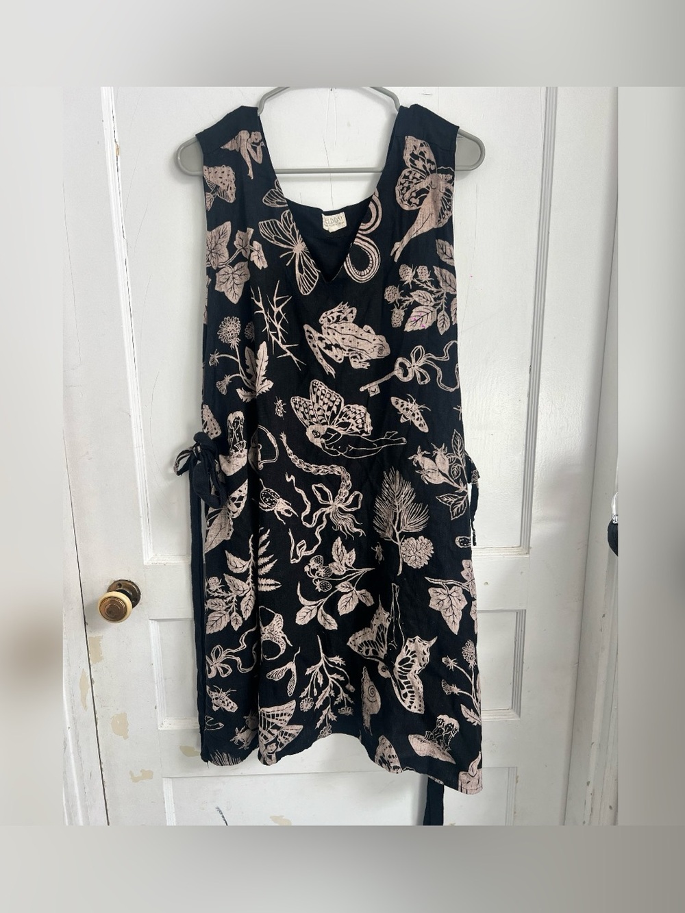 Field Day Art to Wear Whimsy Woodland Wonder Sleeveless tie side lagenlook top